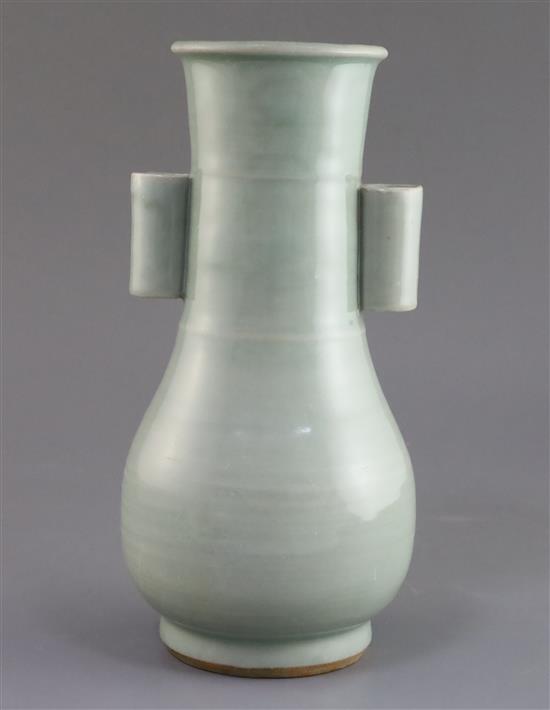 A Chinese celadon glazed arrow vase, H. 29cm